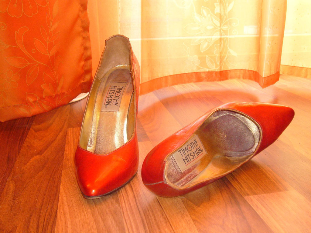 Elsa's friend high heels shoes with permission -  Les talons hauts de l'amie de Elsa avec permission -  Janvier / January 2009