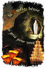 A la Grotte de Lourdes...