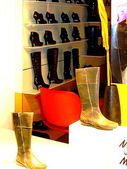 Étalage podoérotique danois / Helsingor store window footwears display .   Helsingor - Danemark / Denmark .  24-10-08