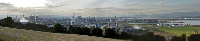 Grangemouth refinery panorama
