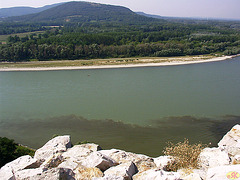 2004-08-18 22 SAT, elrigardo de burga ruino Devin al Danubo
