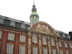 Édifice majestueux /  Majestic building.   Copenhague , Danemark   26-10-2008