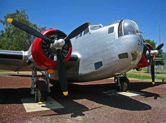 Douglas B-18 Bolo (3247)