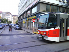 DPP #9095 Approaching Narodni Trida, Prague, CZ, 2009