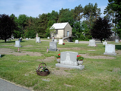 Cimetière St-Charles / St-Charles cemetery -  Dover , New Hampshire ( NH) . USA.   24 mai 2009   -  Soucy & Pichette