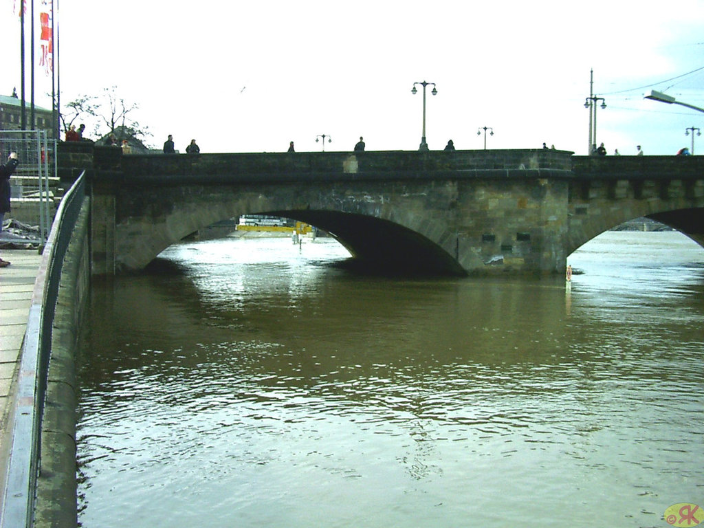 2006-04-05 106 Hochwasser