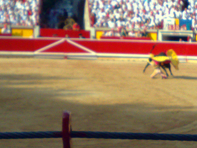 A porta gayola. A porta gayola.