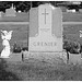 Cimetière St-Charles / St-Charles cemetery -  Dover , New Hampshire ( NH) . USA.   24 mai 2009   - Grenier.  N & B