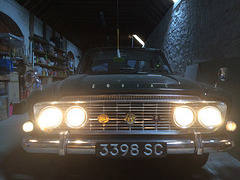 Quartz halogen headlights on a 1963 Ford Zodiac Mk III