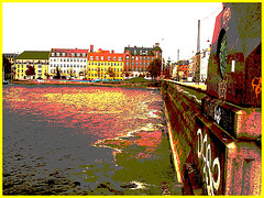 Pont menant au cimetière / Copenhague - 20-10-2008.  Postérisation