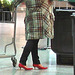 La Dame aux escarpins rouges /  Lady in red heels -  Montreal airport /  Aéroport de Montréal -  15 Novembre 2008
