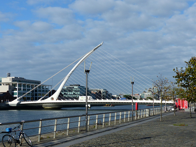 Samuel Beckett Bridge (1) - 24 September 2014