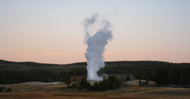 Old Faithful Erupting at a Distance (4057)