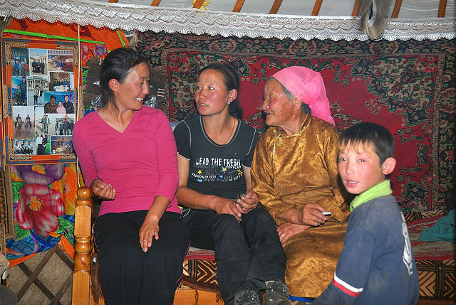 Ariunaa with mother, grandma and son