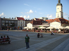 Rynek Kościuski, nun sen la koncertejo