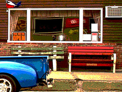 Bancs et derrière de camion bleu /  Benches and blue rear truck.   Brighton.  USA.   23 -05-2009  - Yes we're open. Postérisation