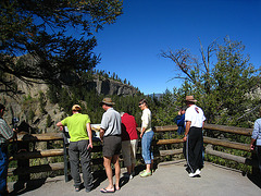 Visitors to Tower Falls (4249)