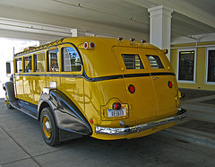 Yellow Bus at Lake Yellowstone Hotel (4122)