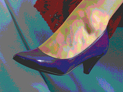 Mon amie Elisa  / My friend Elisa -  Peau de satin et talons hauts luisants /  Satin skin and gleaming high heels -  Avec / with permission-  Postérisation.