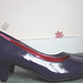 Elisa  / Reflet de chaussures / Shoes glint -   Avec / With  permission