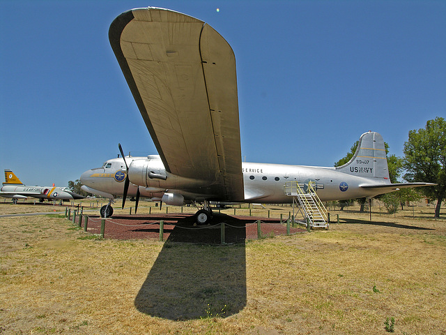 Douglas R5D-4 Skymaster (8477)