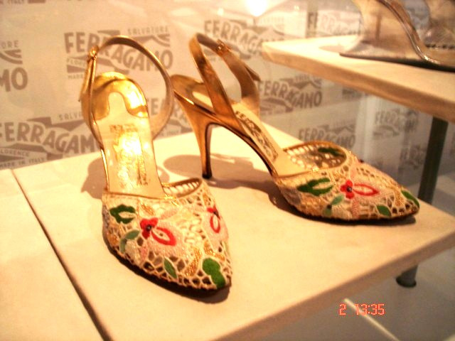 Bata shoe museum / Ferragamo