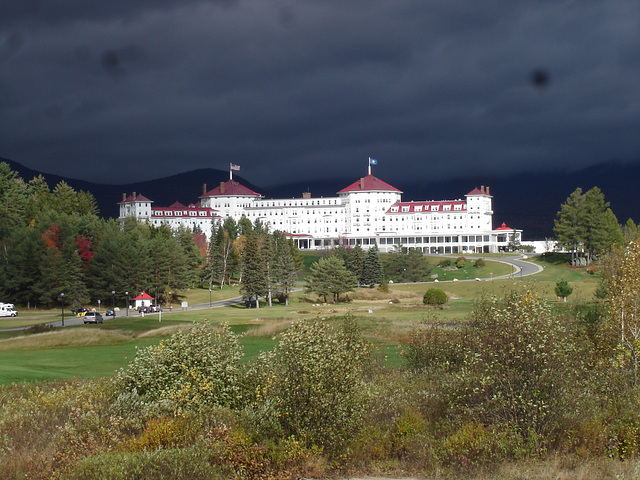 Mount Washington Hotel  /  New Hampshire state /  USA - États-Unis.  Octobre 2009 - Photo originale
