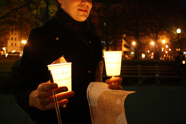 141.JorgeStevenLopez.Vigil.DupontCircle.WDC.22November2009
