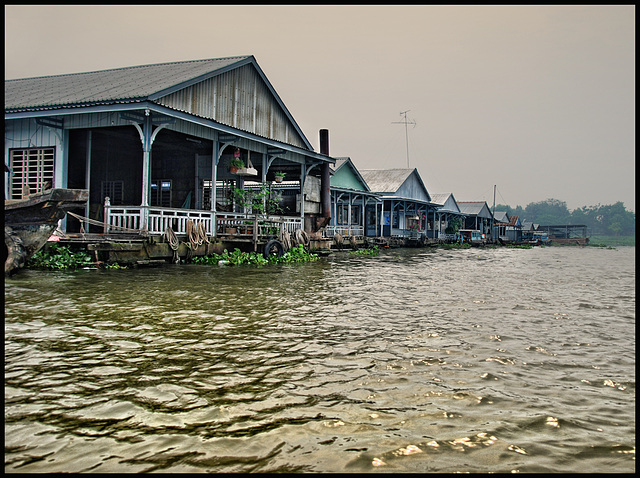 floating houses floating houses