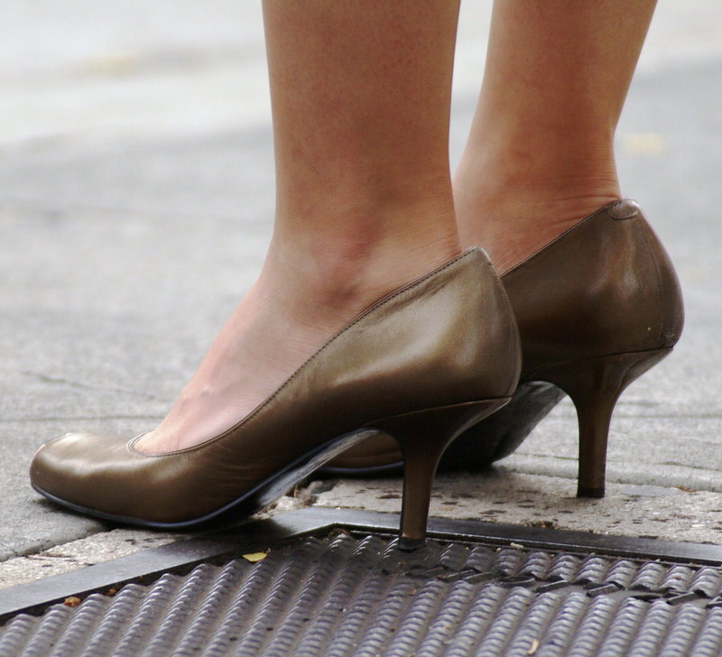 street shot: bandolino peep toes (F)