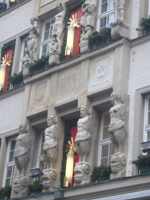 München - Hirmer-Fassade