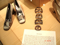 Bata shoe museum - Buckles. Toronto, CANADA. 2 novembre 2005.