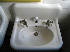 Bathroom Sink (4891)