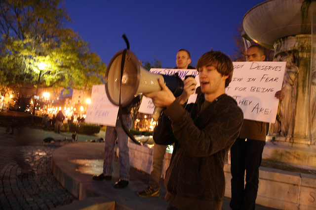 99.JorgeStevenLopez.Vigil.DupontCircle.WDC.22November2009
