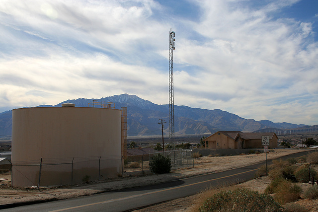 Low Desert View Water Tanks & Police Antenna (3718)