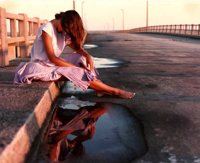 "Reflexo na Ponte" (Reflection on the Bridge)