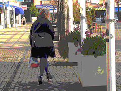 La Dame blonde Hoss Oss Fär en bottines sexy à talons hauts /  -  Hoss Oss Fär Swedish blond mature in short high-heeled Boots /  Ängelholm  /  Sweden - Suède.  23 octobre 2008 - Postérisation