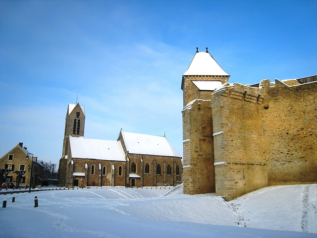 Château et église de Blandy