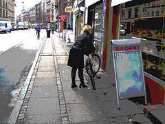 Bageri blonde Danish mature biker in chunhy hammer heeled boots /  Copenhagen, Denmark - 19-10-2008 - Postérisation