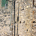 lanterno antaŭ muro - eine Laterne vor einer Mauer