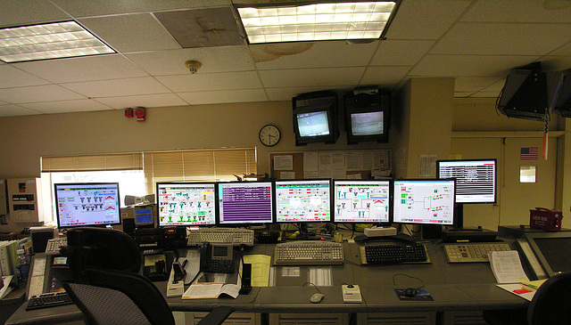 Calenergy Hoch Geothermal Plant Control Room (8892)