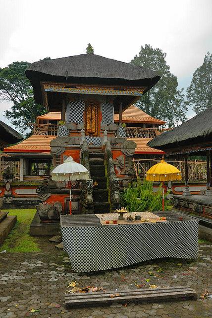 Hindu shrine at the Pura Ulun Danu Bratan complex