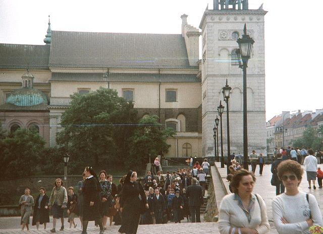 1987-07 10 UK Varsovio