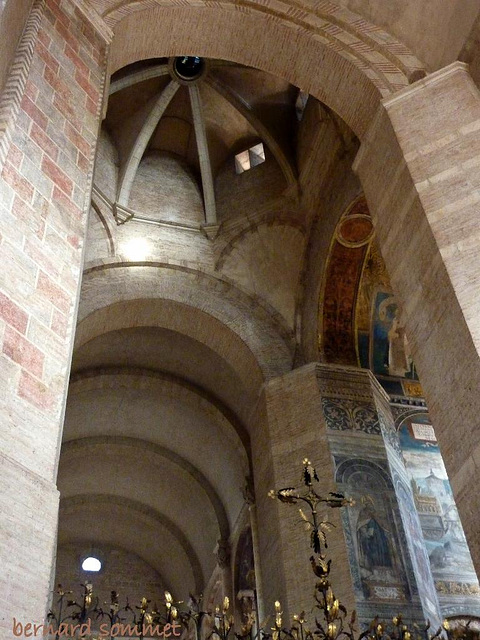 Saint Sernin, sous le clocher