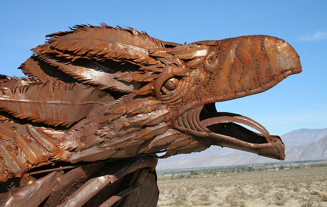 Galleta Meadows Estates Bird Sculpture (3609)