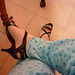 Mon amie Christiane avec permission /Essai en pyjama  / Nouvelles sandales à talons hauts.
