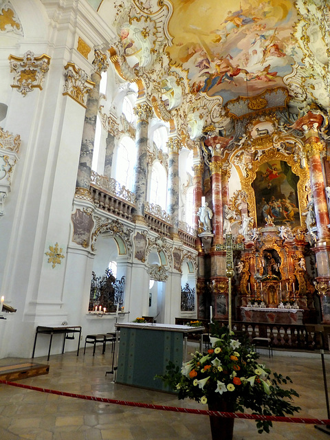 Wieskirche: Gallerie im Altarraum-2. ©UdoSm