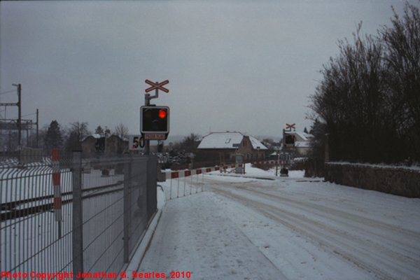 Cercany Crossing in the Snow, Picture 2, Cercany, Bohemia (CZ), 2010