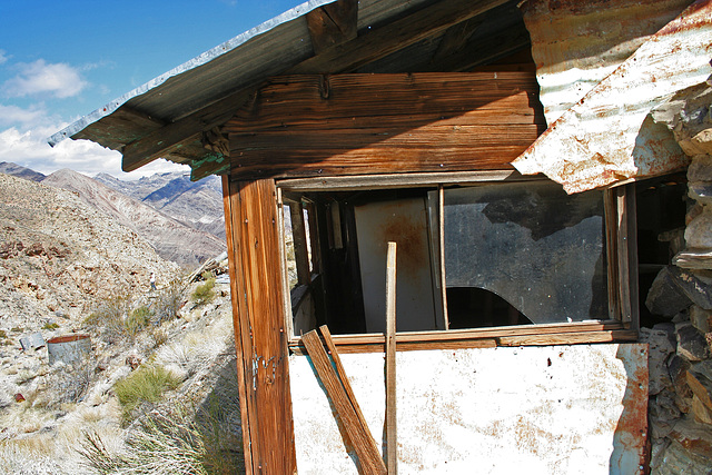 Trail Canyon - Mining Camp (4398)