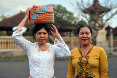 Balinese women on the way to the beach celebration